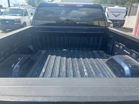 2020 Chevrolet Silverado 1500 Custom