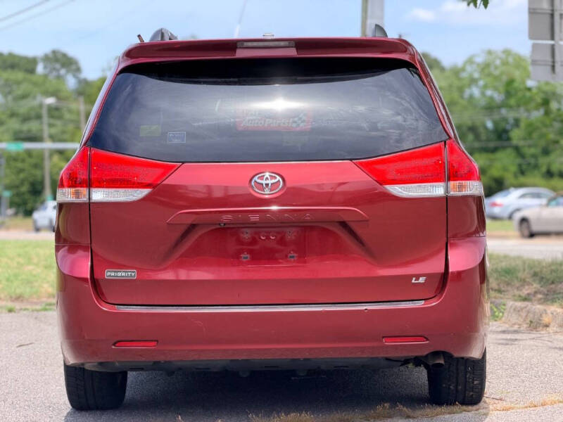 2011 Toyota Sienna