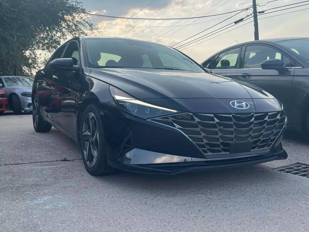 2021 Hyundai ELANTRA for sale at MOTOR VILLAGE LLC in Houston, TX