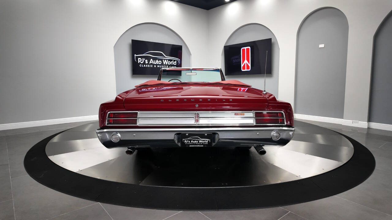 1965 Oldsmobile 442 21