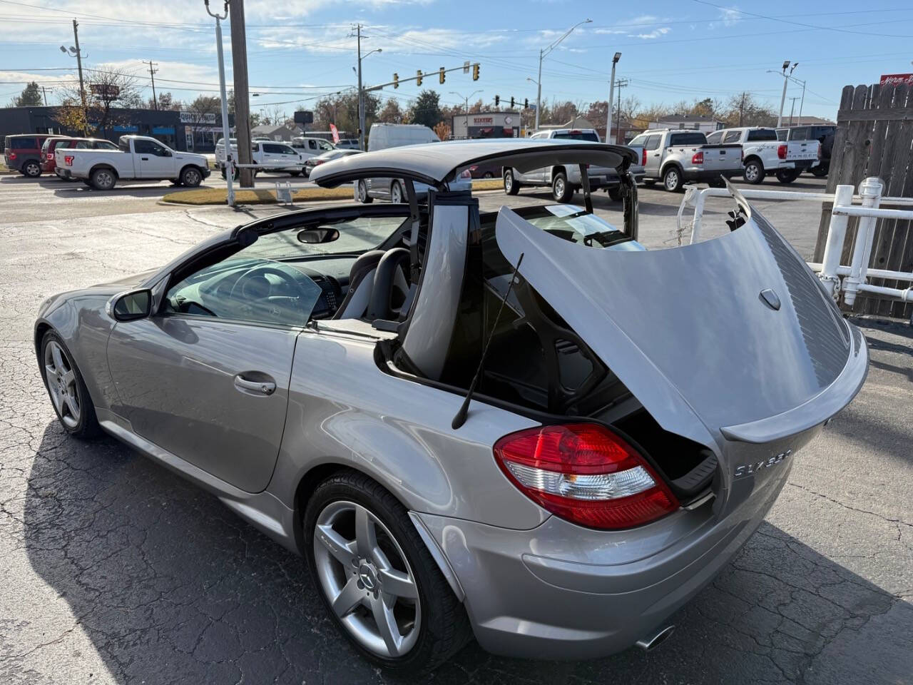 2007 Mercedes-Benz SLK for sale at Roadway Auto Sales in Bethany, OK