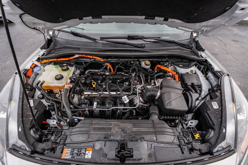 2021 Ford Escape Hybrid SE