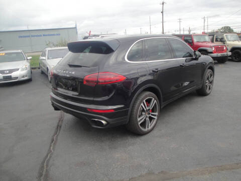 2017 Porsche Cayenne Turbo