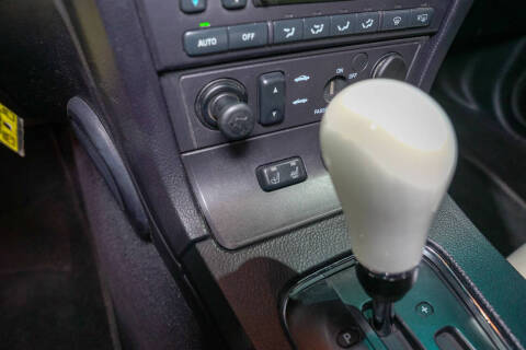 2003 Ford Thunderbird Deluxe