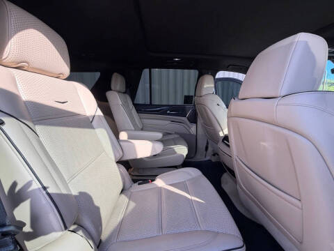 2023 Cadillac Escalade Premium Luxury