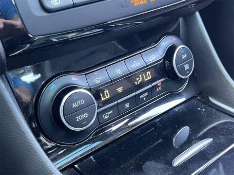 2019 Infiniti QX30 Luxe