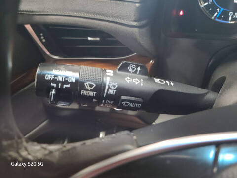 2018 Cadillac Escalade ESV Premium Luxury