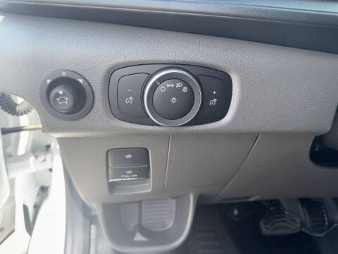 2025 Ford Transit 250