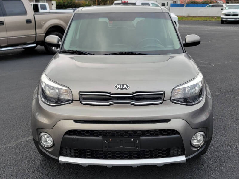 2018 Kia Soul +