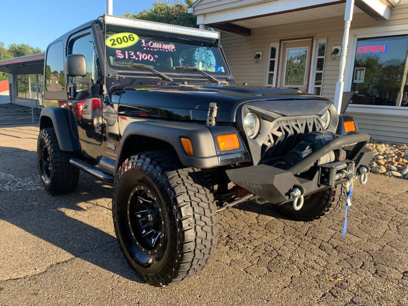 2006 Jeep Wrangler for sale at G & G Auto Sales in Steubenville OH