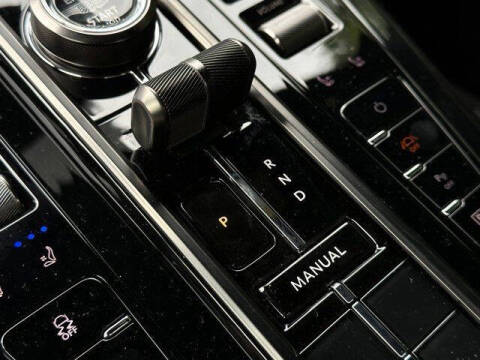 2025 Aston Martin Vantage