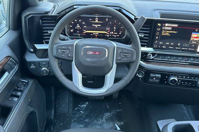 2026 GMC Sierra 1500 Elevation Standard