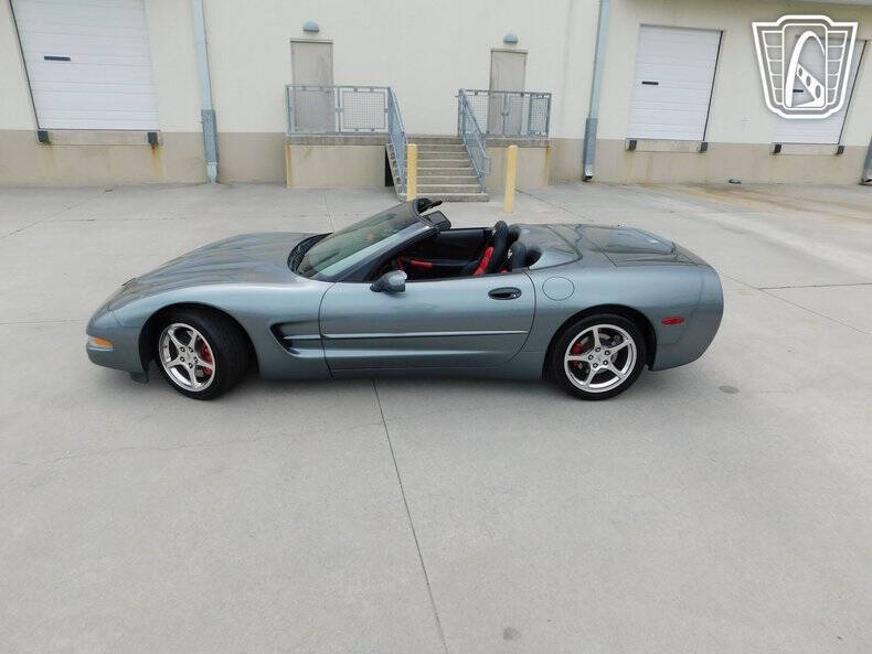 2004 Chevrolet Corvette
