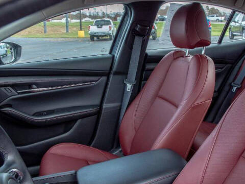 2025 Mazda Mazda3 Sedan 2.5 S Carbon Edition