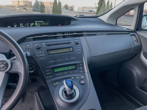 2010 Toyota Prius III