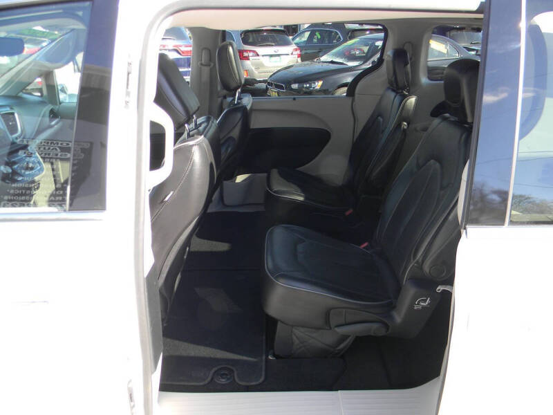 2018 Chrysler Pacifica Limited