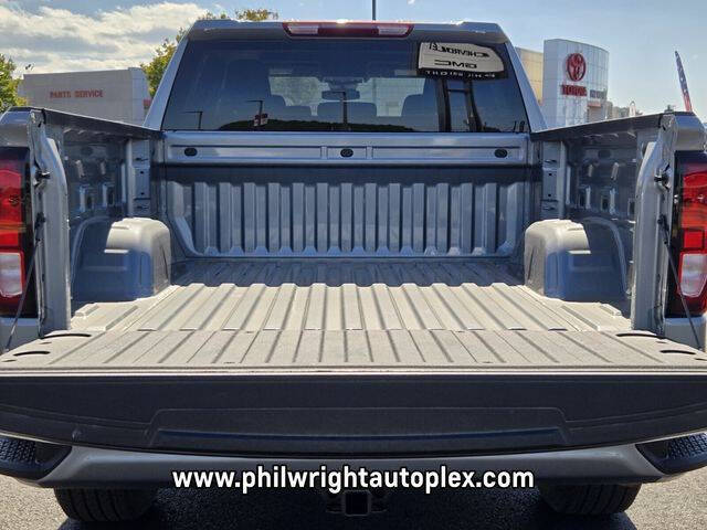 2026 GMC Sierra 1500 Elevation Standard