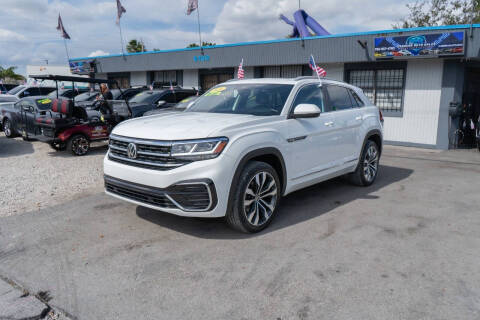 2021 Volkswagen Atlas Cross Sport for sale at CABRERA AUTO SALES in Hialeah Gardens FL