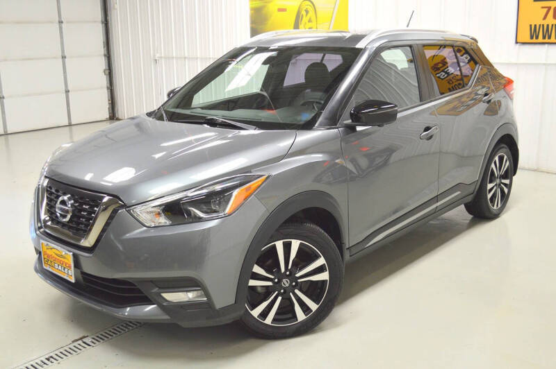 2020 Nissan Kicks SR