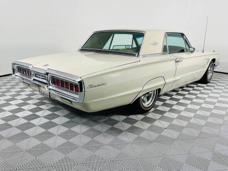 1965 Ford Thunderbird