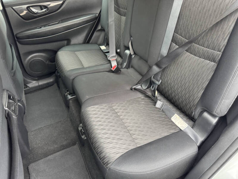 2018 Nissan Rogue S