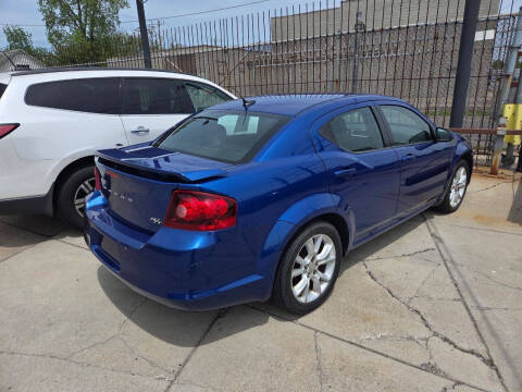 2013 Dodge Avenger R/T