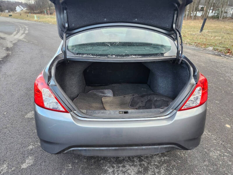 2017 Nissan Versa 1.6 S Plus