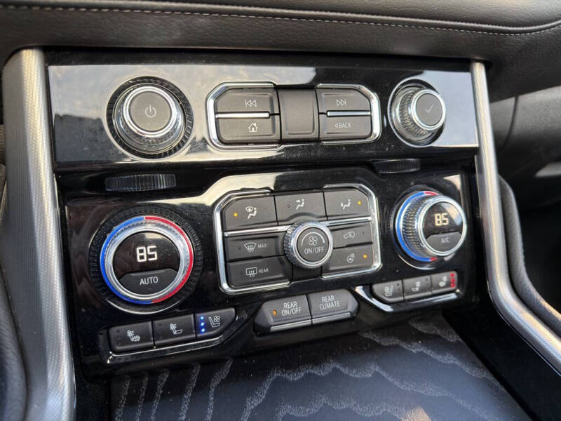 2023 GMC Yukon XL Denali