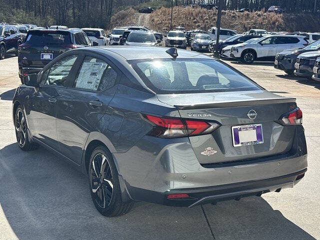 2025 Nissan Versa SR