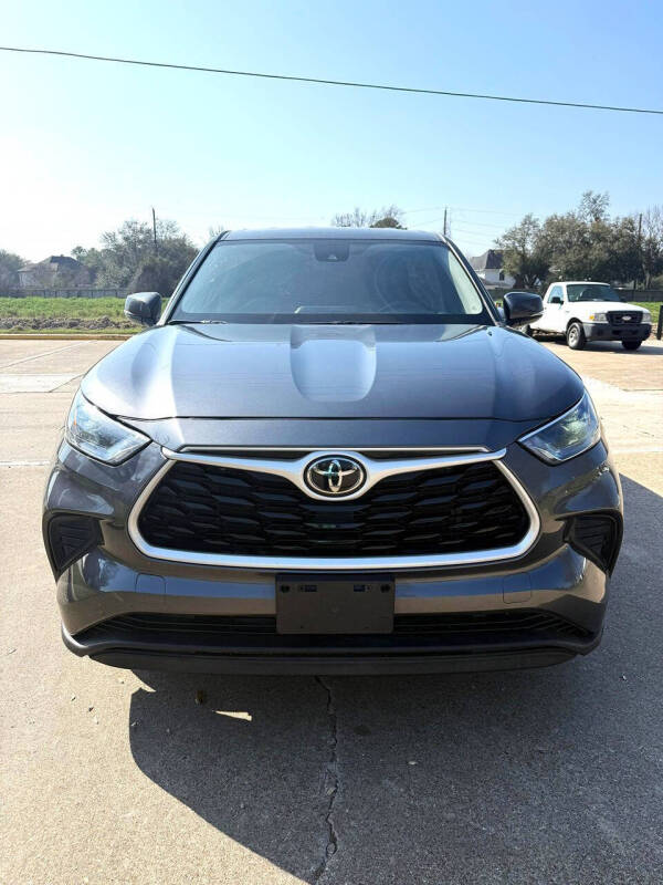 2022 Toyota Highlander L