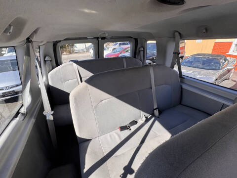 2013 Ford E-Series E-350 SD XLT