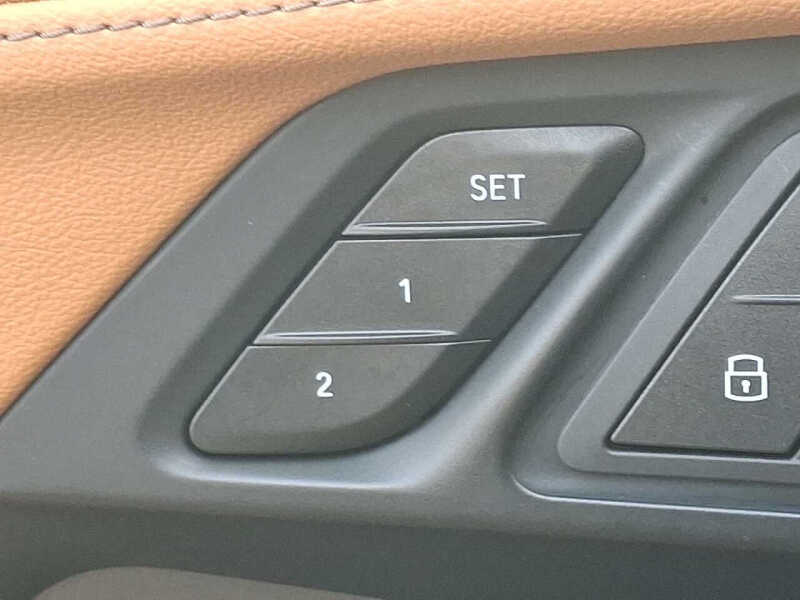 2025 BMW 2 Series 230i xDrive