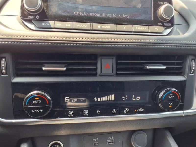 2023 Nissan Rogue SV