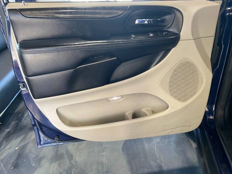 2014 Dodge Grand Caravan SE