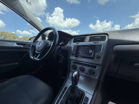 2015 Volkswagen Golf TSI S