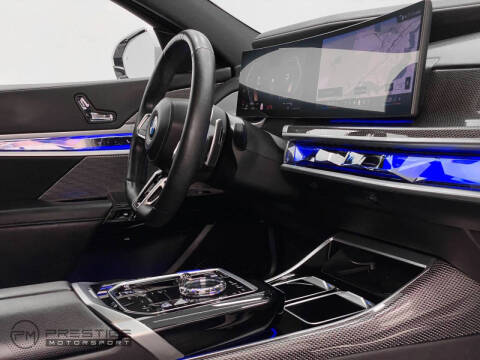 2023 BMW 7 Series 740i
