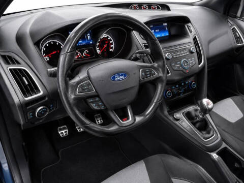 2018 Ford Focus ST