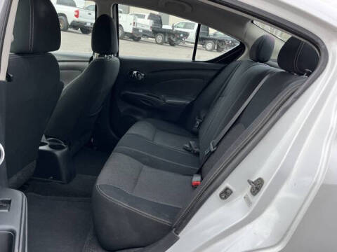 2015 Nissan Versa 1.6 S