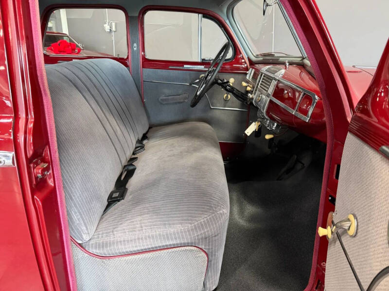 1946 Plymouth Deluxe