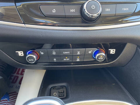 2021 Buick Enclave Essence