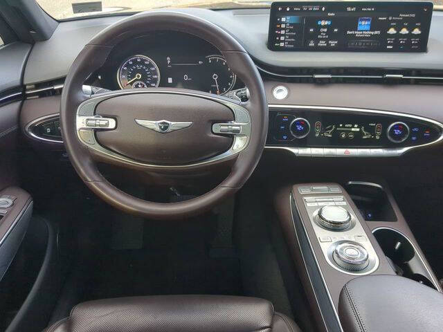 2024 Genesis GV70 2.5T Standard