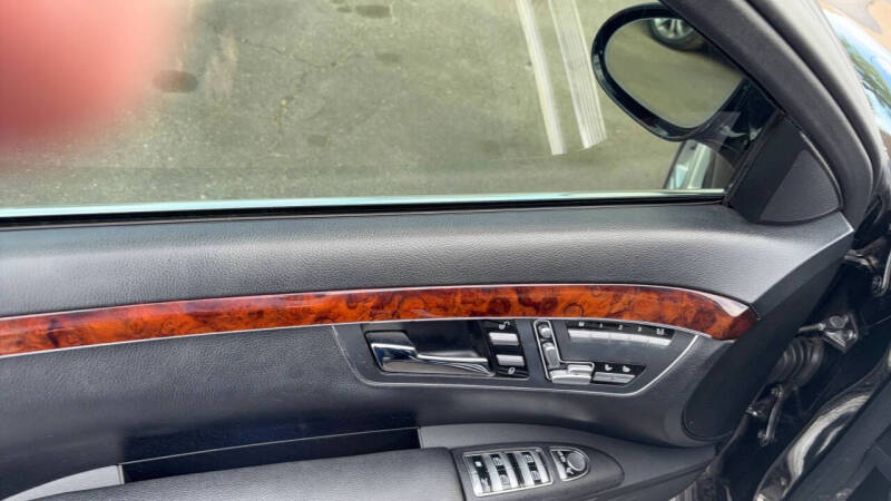 2007 Mercedes-Benz S-Class S 550