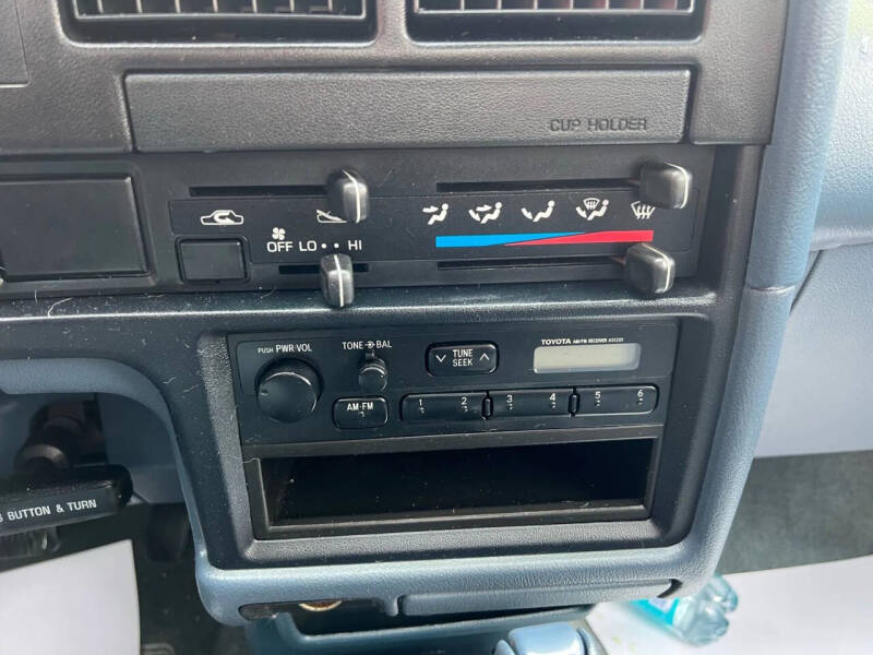 1994 Toyota Pickup DX