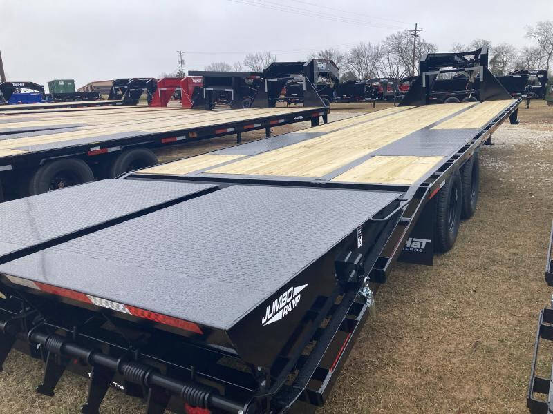 2026 Top Hat Trailers 35+5x102 GN 240 2 - 10,000# De