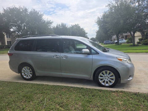 2015 Toyota Sienna XLE Premium 7-Passenger