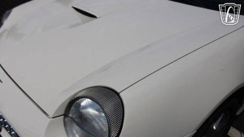 2002 Ford Thunderbird Deluxe