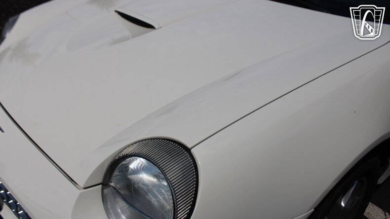 2002 Ford Thunderbird Deluxe