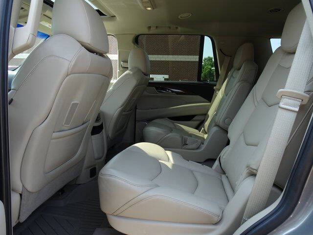 2019 Cadillac Escalade Luxury