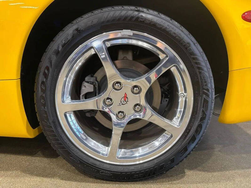 2004 Chevrolet Corvette
