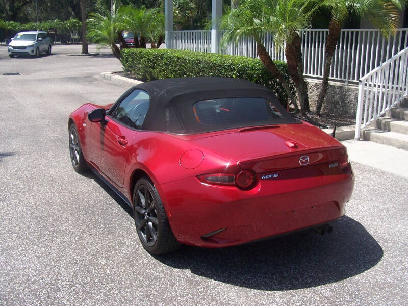 2016 Mazda MX-5 Miata Club